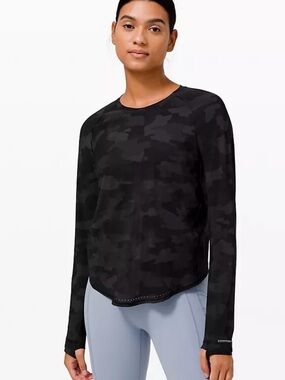 Lululemon Rise and Run long Sleeve Size 6